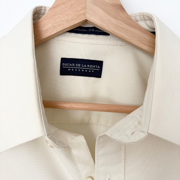 Oscar de la renta White button down - Picture 3 of 4